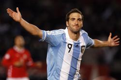 开云体育APP下载-双城记，太阳的团队丝血与东契奇的个人史诗