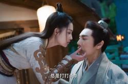 开云体育中国-德甲争冠夜，苏亚雷斯破纪录，改写历史