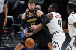 开云体育平台APP-掘金翻盘灰熊，凯尔·库兹马一己之力扛起全队