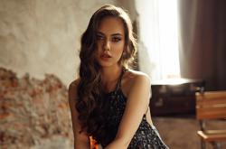 开云体育在线-袋鼠军团征服巴黎之夜，凯恩的伪背叛与足球的无界真理