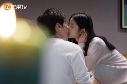 开云体育中国-紫百合远征北非，欧冠淘汰赛焦点战，佛罗伦萨客场制霸突尼斯