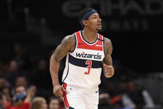 爵士翻盘热火B队,特雷杨一己之力扛起全队 爵士翻盘热火B队,特雷杨一己之力扛起全队