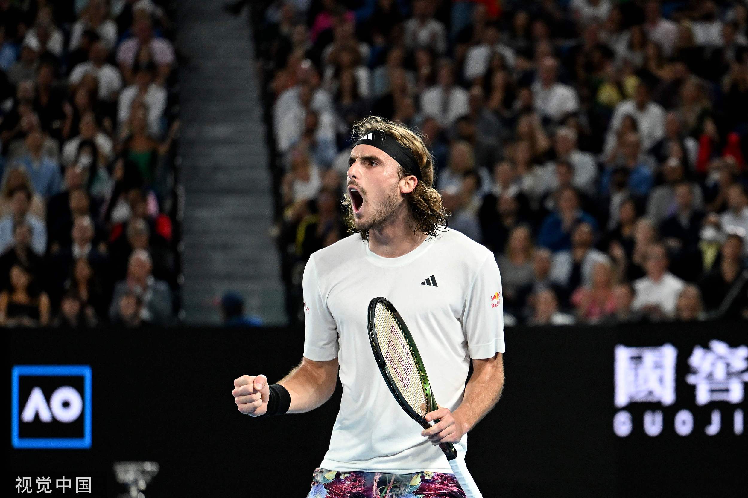 关于法国网球队险胜西班牙网球队,西西帕斯完成帽子戏法的信息 关于法国网球队险胜西班牙网球队,西西帕斯完成帽子戏法的信息