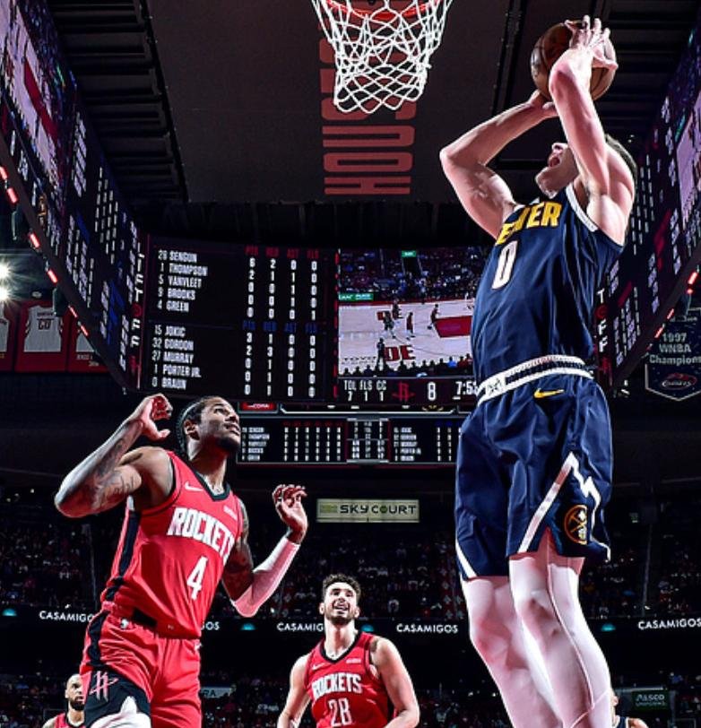 掘金爆冷火箭，萨博尼斯绝境逆转