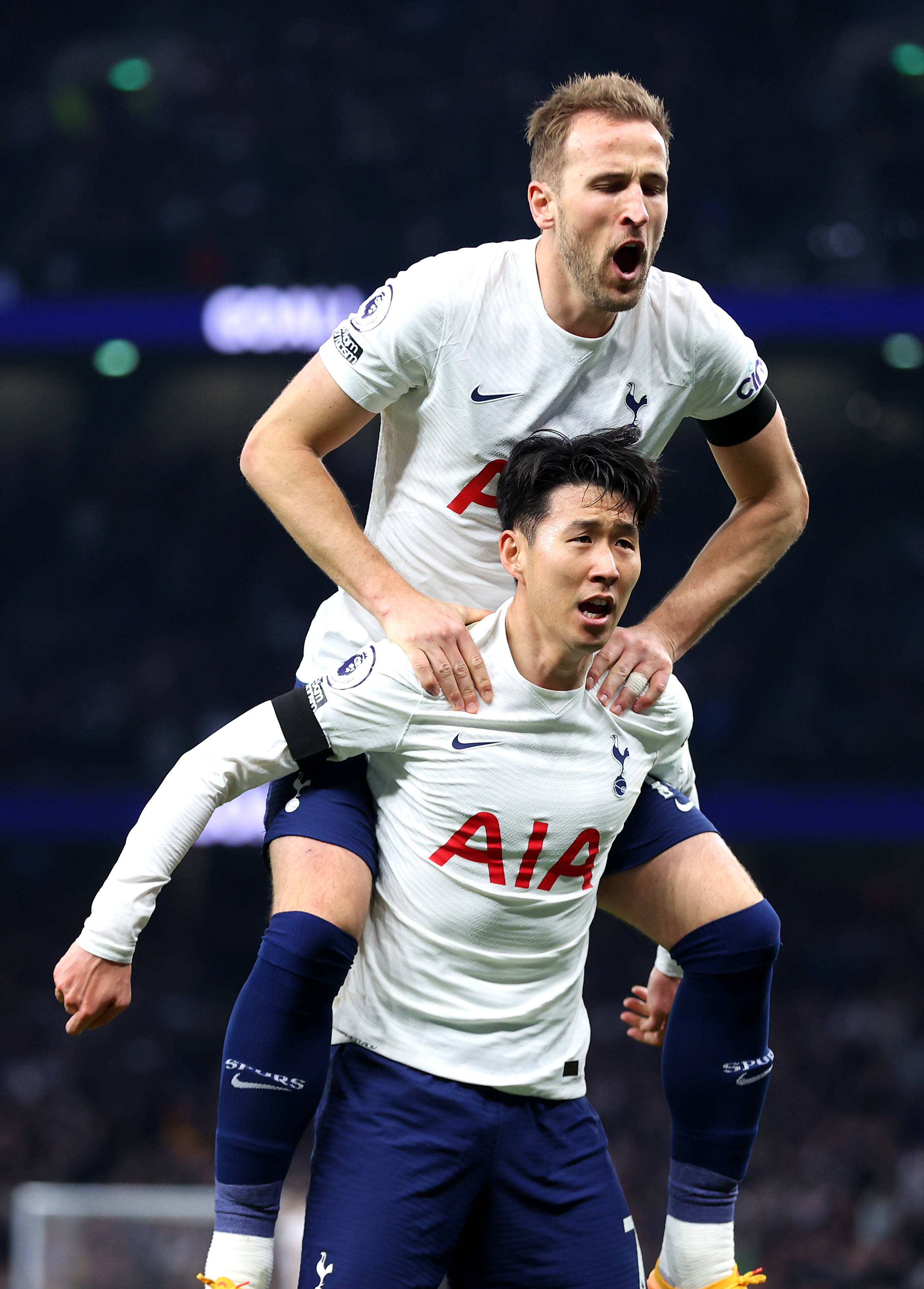 包含塞内加尔完胜瑞典，孙兴慜关键制胜的词条