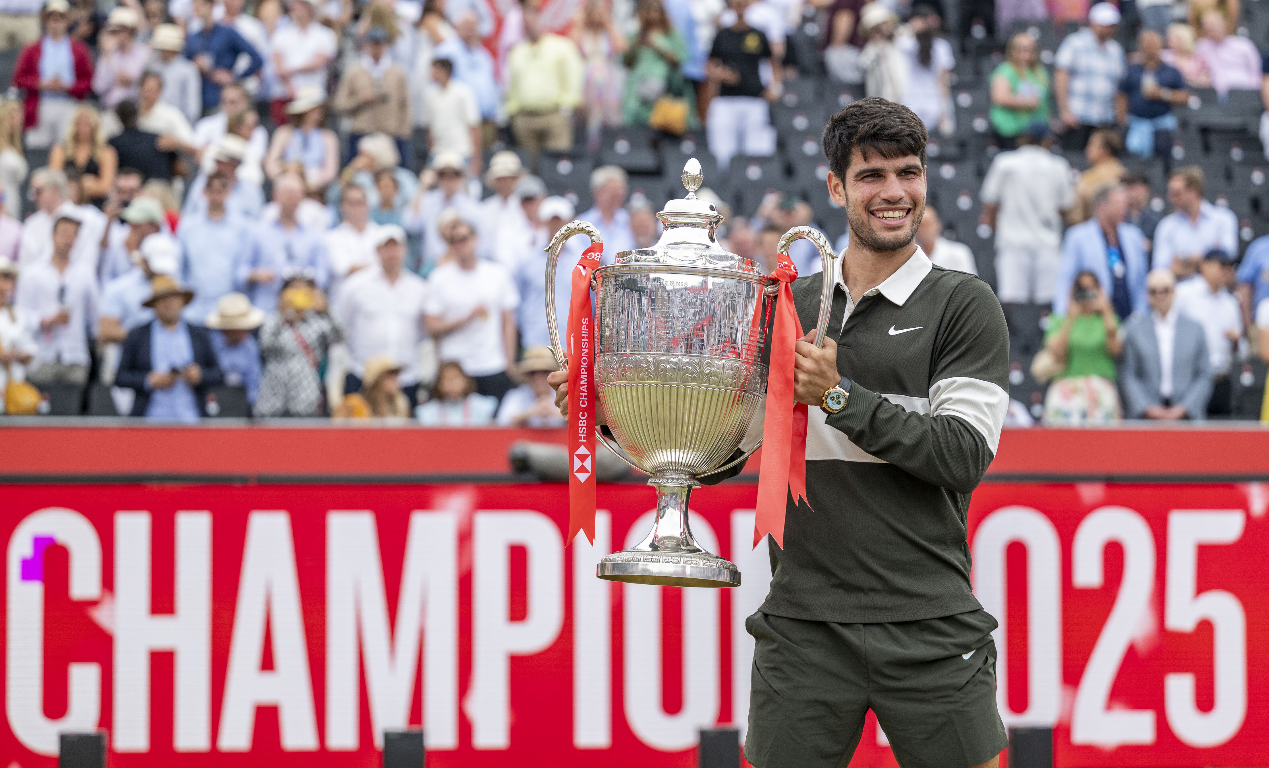 欧洲网球队险胜世界网球队，阿尔卡拉斯爆发神勇