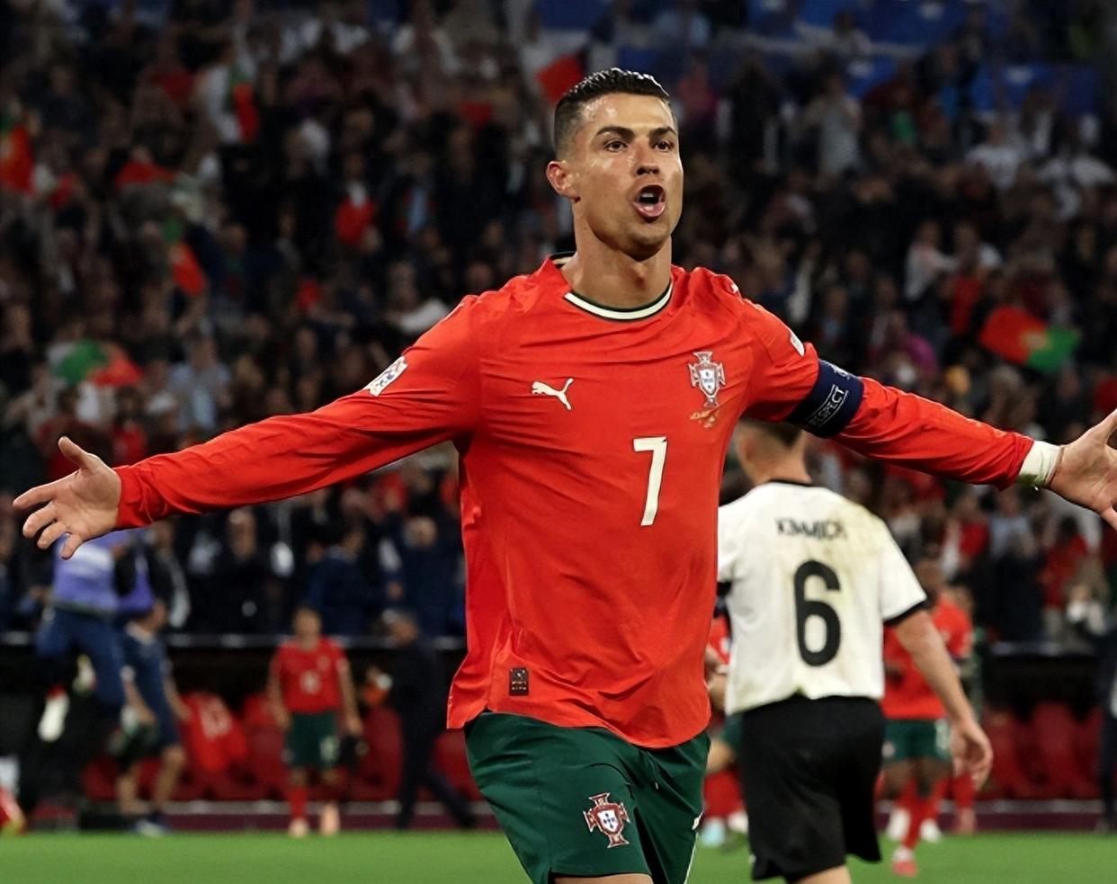 法国横扫德国，C罗统治全场