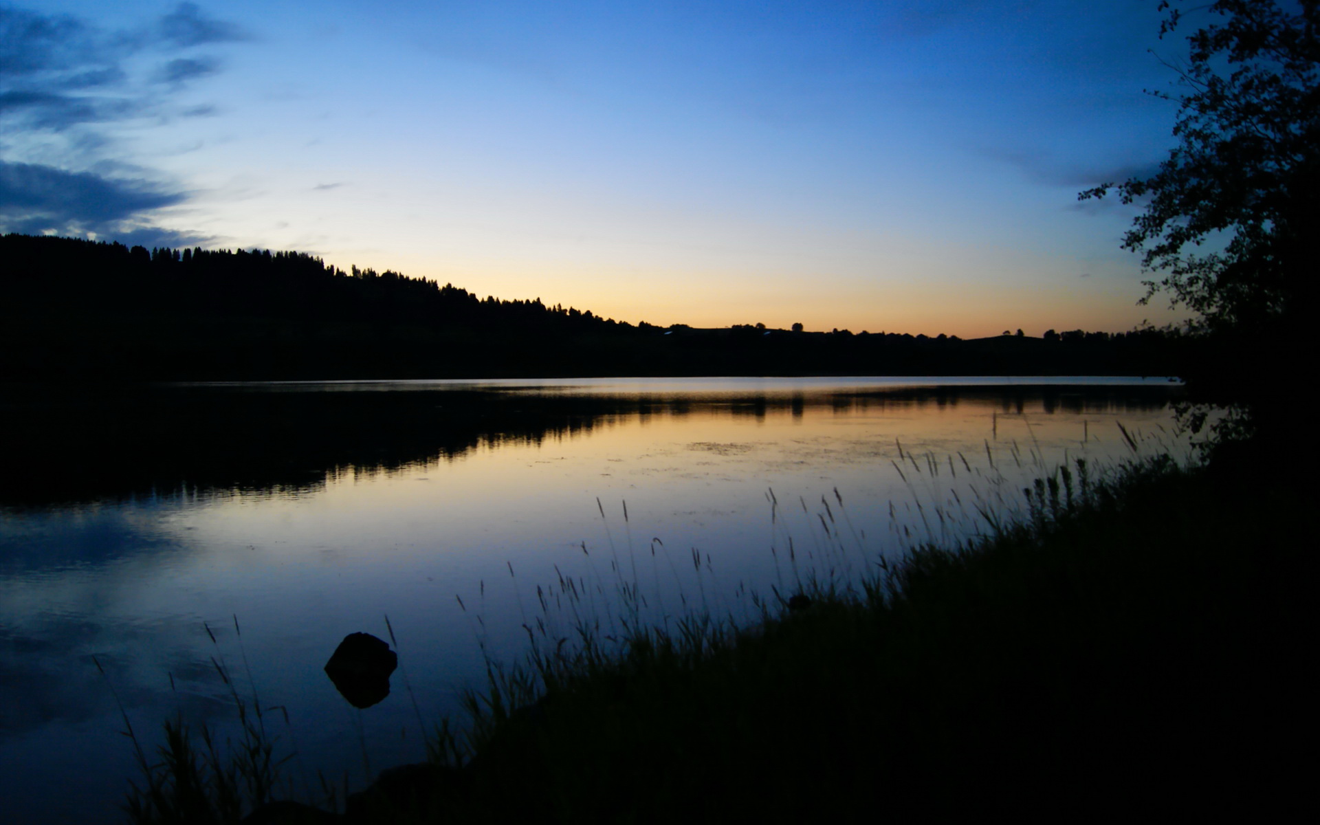寂静革命，当梅赛德斯改写F1物理法则，塞恩斯用数据雕刻时间