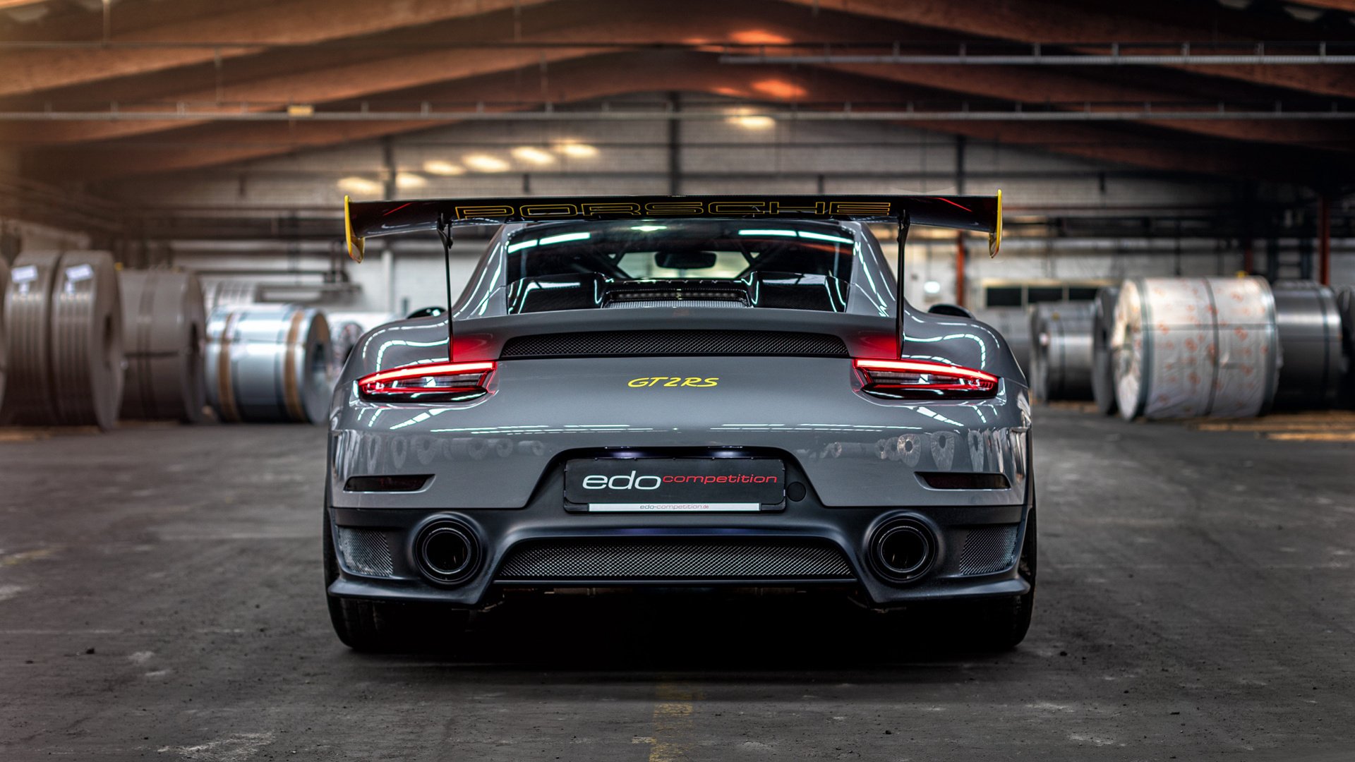 唯一性的双面镜像,三笘薰的极限救赎与梅西的终结艺术