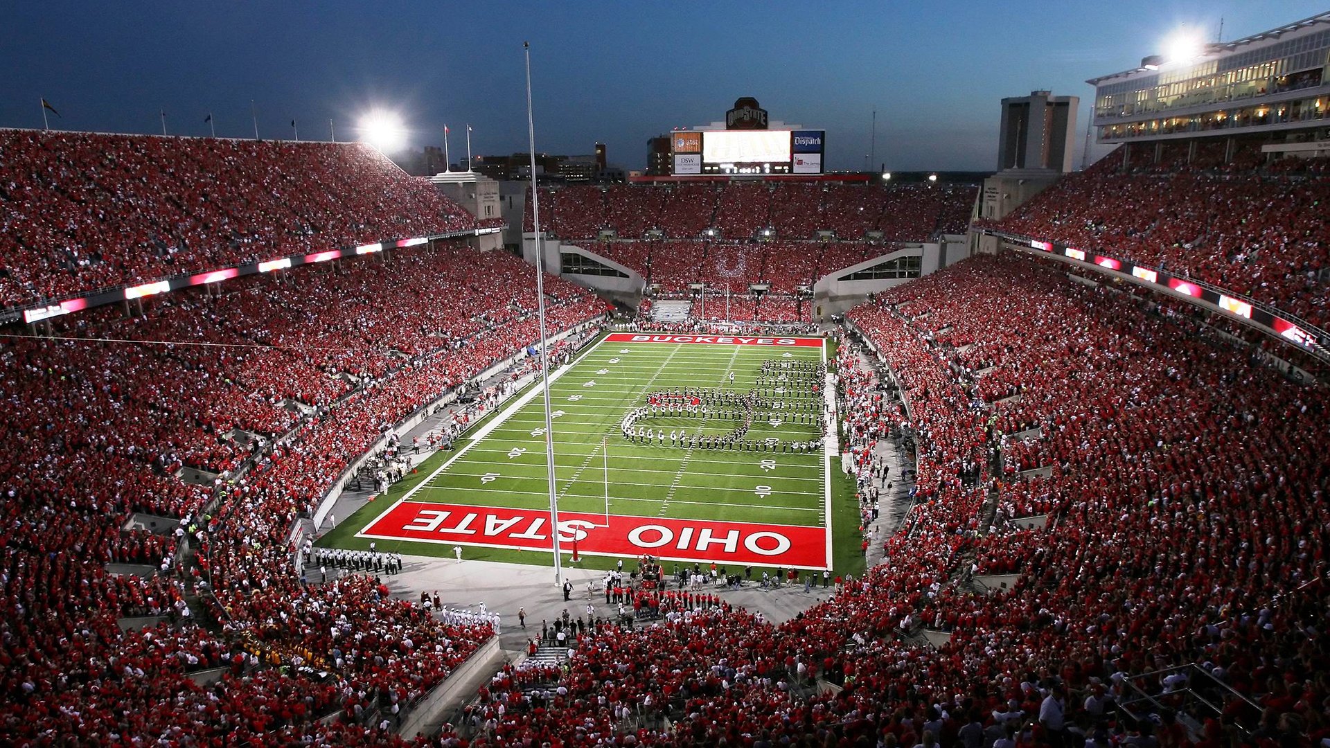 意甲焦点战，篮球巨星利拉德上演跨界帽子戏法，世界体育史今夜无眠