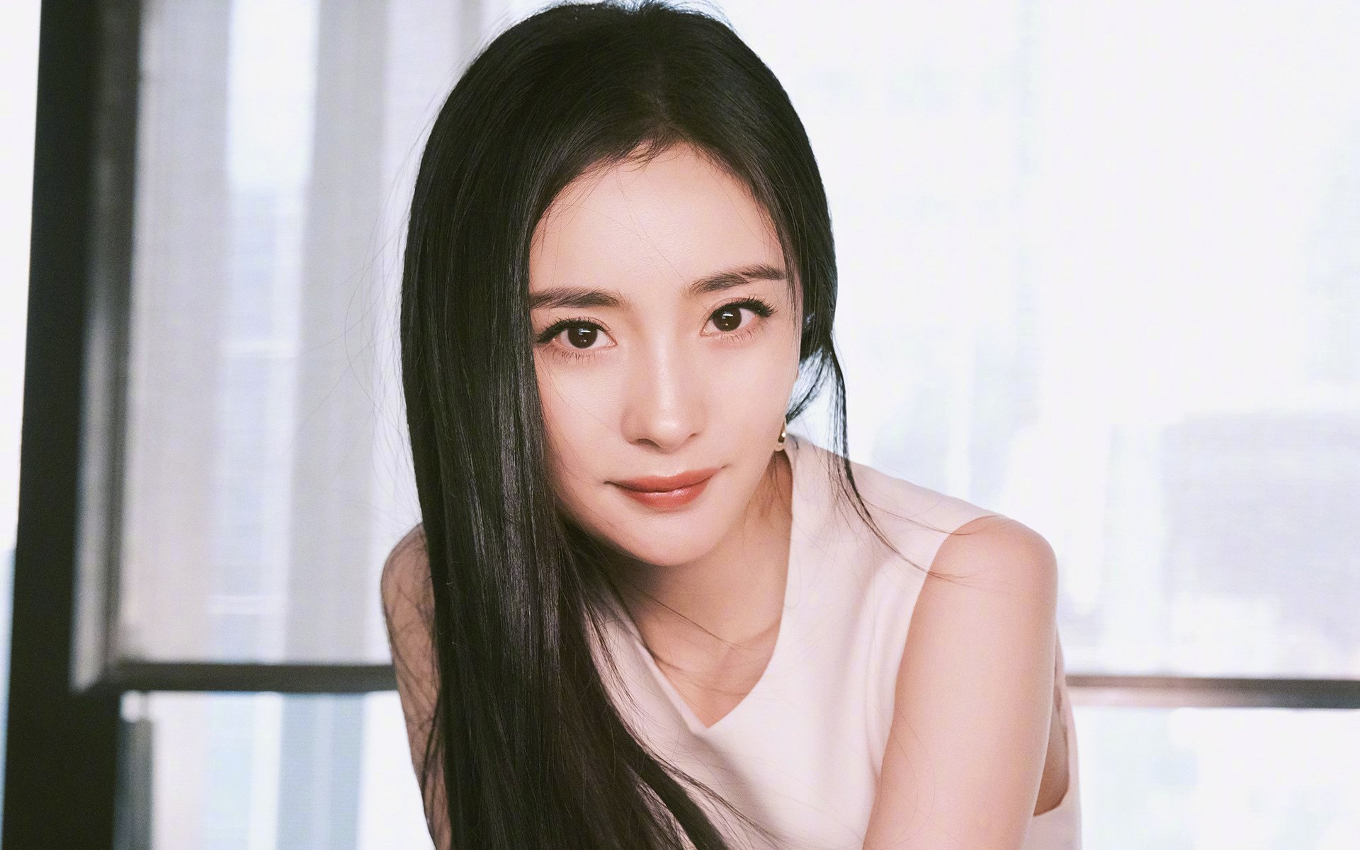 英超阴影下的双城记，皇家社会击碎傲慢，孙兴慜照亮亚洲之光