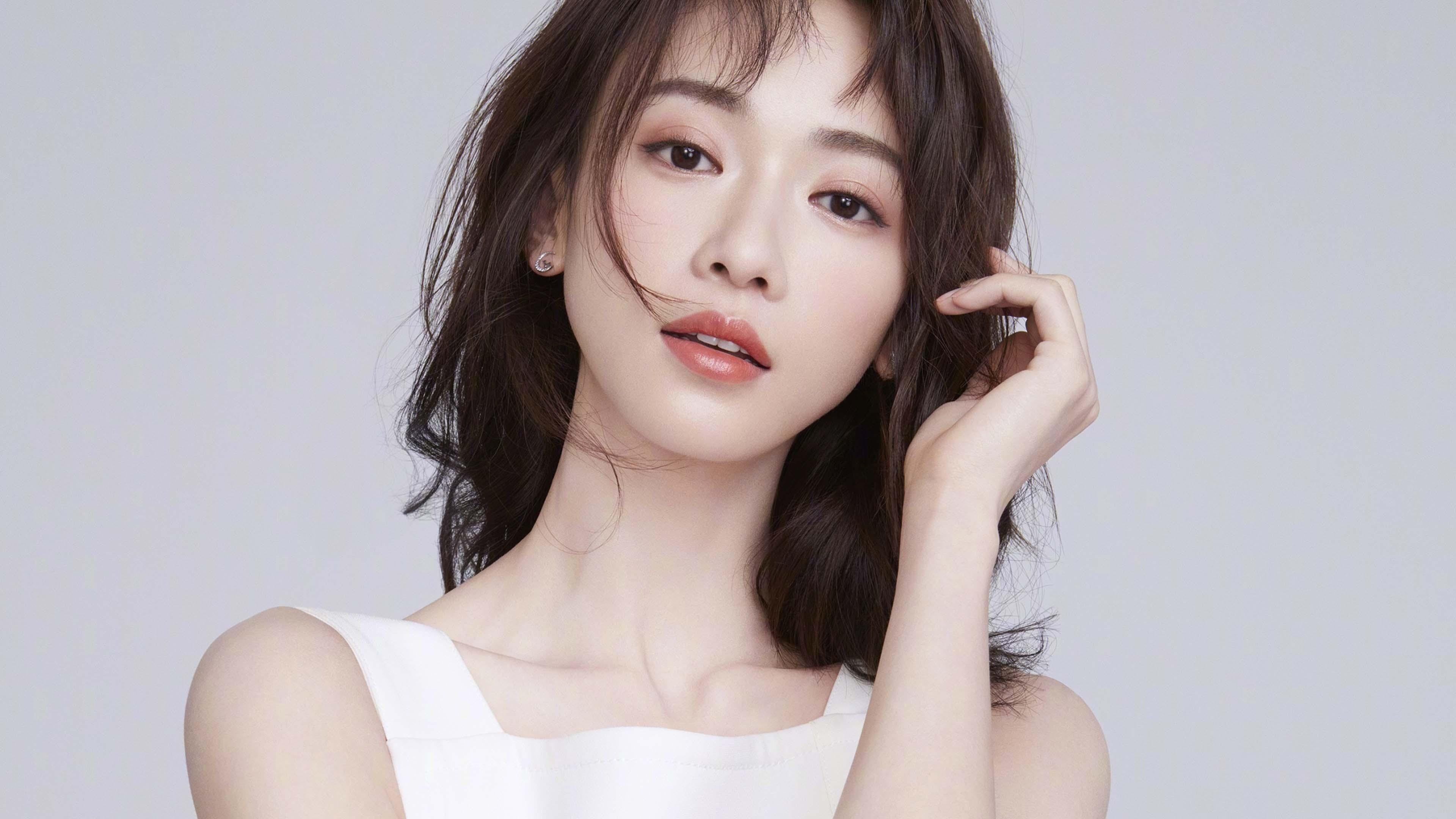 冰川与飓风,当吉林踏平鹈鹕时,伦纳德正用纯粹篮球接管世界