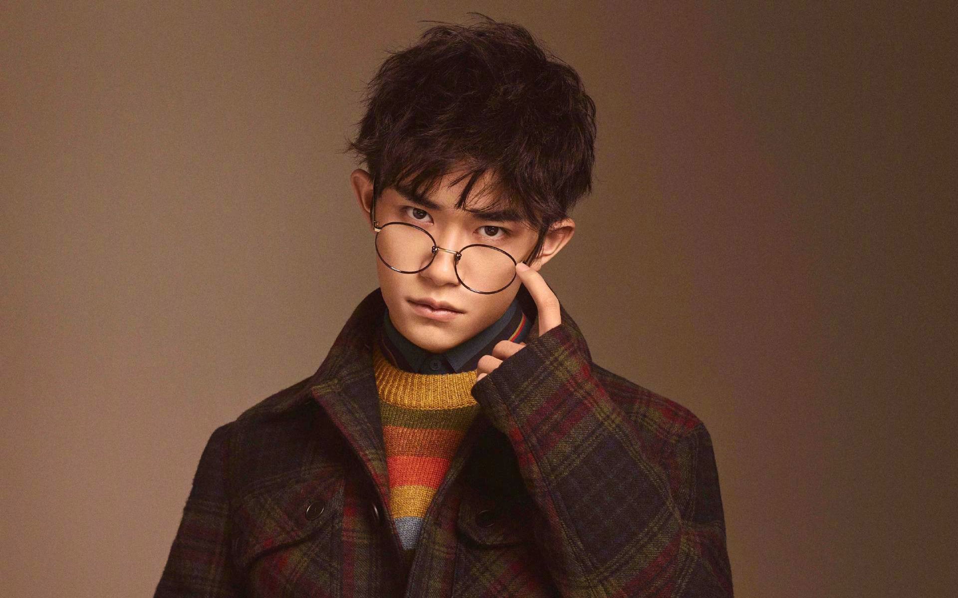 绿茵场与硬木地，德甲争冠焦点战与湖人制霸火箭的激情对话